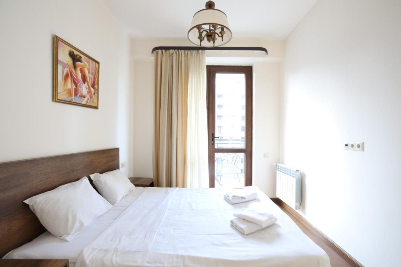 Stay Inn-Apartments On Buzand 17 Ereván Exterior foto